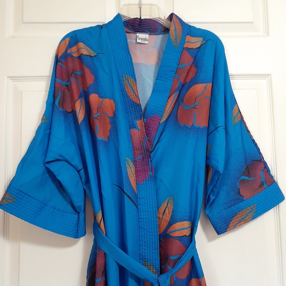Granada Other - GRANADA Vintage Full Length Kimono Style Robe
